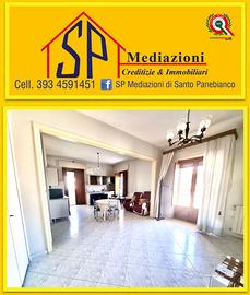 8 vani con posti auto