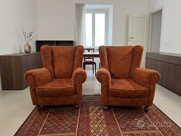 Coppia di poltrone classiche in stile Bergère
