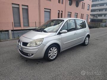 Renault Scenic 1.9 dCi/130CV unico proprietario