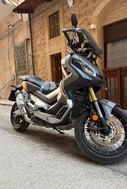 Honda  x adv 750 prezzo trattabile