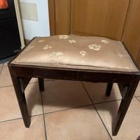 Elegante poggiapiedi