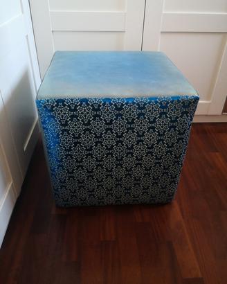 Pouf (puf) in vera pelle