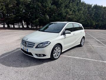Mercedes-benz B 180 CDI Automatic Executive