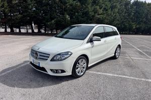 Mercedes-benz B 180 CDI Automatic Executive