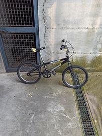 bicicletta bmx 20