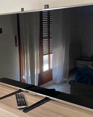 TV SAMSUNG funzionante GRATIS a Chi compra Sinton.