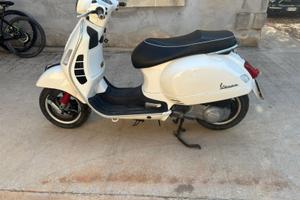 Vespa gts 300