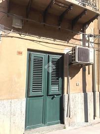 2 LOCALI A PALERMO