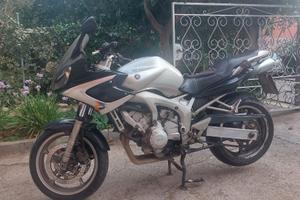 Vedesi Yamaha FZ6 Fazer