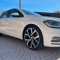 Volkswagen Golf 7.5 2.0 TDI 150 CV