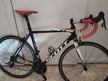 bici in carbonio 