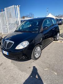 Lancia Ypsilon 1.2 Argento
