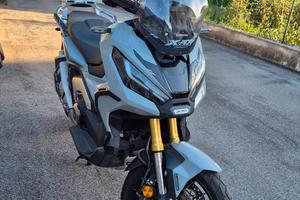 Honda XADV 750