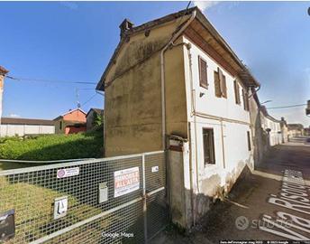 Immobile in asta di 116 m² con 4 locali e box auto