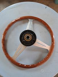 Volante Nardi Fiat Classic pari al nuovo. 