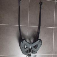 Portapacchi GIVI 529FZ con Piastra GIVI Monokey M7