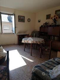 3 LOCALI A BELLEGRA