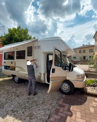 Laika Ecovip 3L serie oro Ducato 2.8 JTD 130cv. 