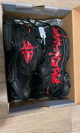 Sneakers Modello Runner - Black & Red 