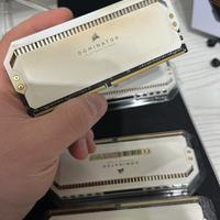 Corsair dominator platinum