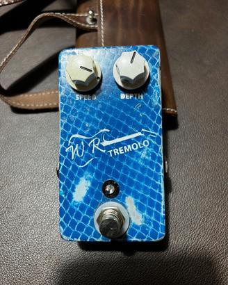 Tremolo artigianale per chitarra (WR Pedals)