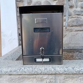 Cassetta  posta  inox