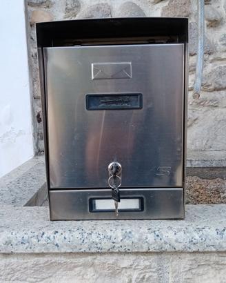 Cassetta  posta  inox