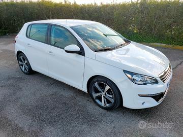 Peugeot 308 BlueHDi 120 S&S Allure