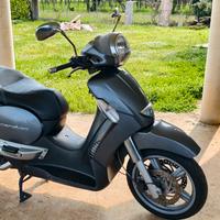 Aprilia scarabeo light