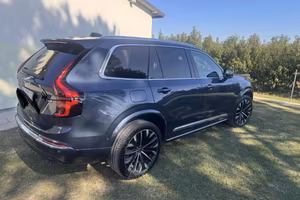 Volvo XC90 T8