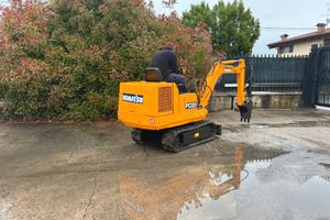 E297-ESCAVATOTRE KOMATSU PC 05