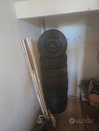 cerchi in ferro 5 fori R16 + gomme