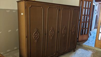 Armadio Classico a Quattro Ante