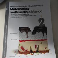 libro scolastico di matematica 