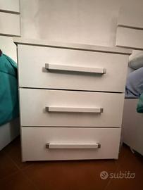 Comodino 3 cassettti