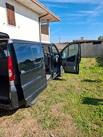 Renault Trafic 8 posti