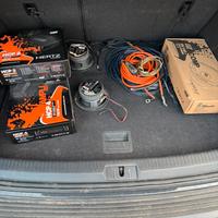 Impianto audio per auto