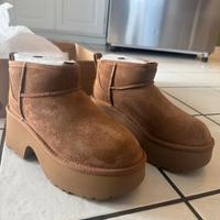 UGG   w classic ultra mini 