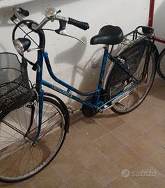 City Bike Sportiva 28" – Blu Elettrico