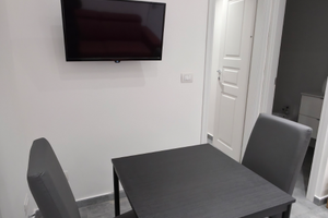 Mini appartamento zona piazza Santa Maria di Gesù