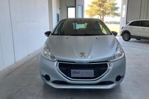 Peugeot 208 PureTech 68 3 porte Access per neopate