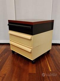 Kartell cassettiera componibile Simon Fussell