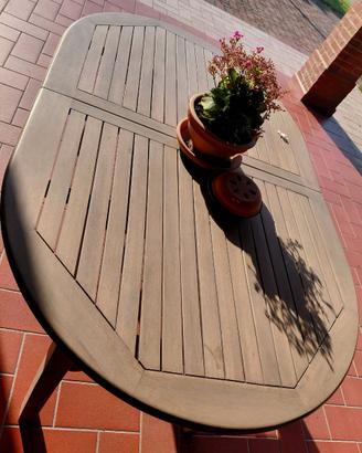 Tavolo da giardino in legno allungabile ovale