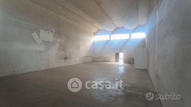 Capannone 200 mq