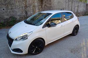 Peugeot 208 1.6 hdi