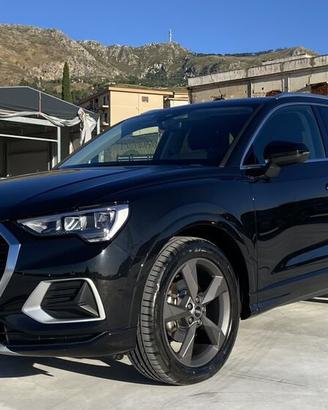 Audi Q3 Business Advanced 2.0 TDI 150CV S-Tro...