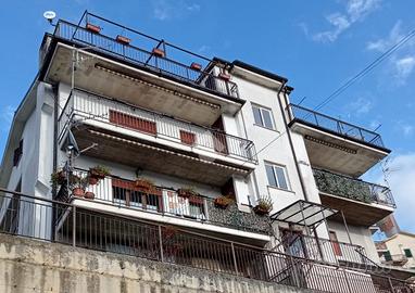 3 LOCALI A BELLEGRA