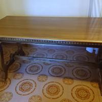 Tavolo in noce massello