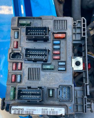 scatola porta fusibili peugeot - ford - citroen