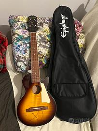 Ukulele epiphone con custidia con corde nuove